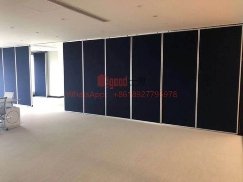 Najnowsze rozwiązania firmy dotyczące Dla ruchomej ściany wiszącej u góry, bezpieczeństwo jest najważniejsze