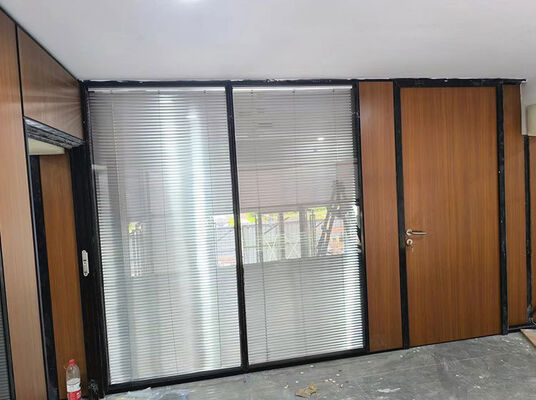 Dobra cena. Customized Acoustic Glass Partition Wall with Stainless Steel 304# Accessories and EPDM Sealant Rubber for Laboratory Settings w Internecie