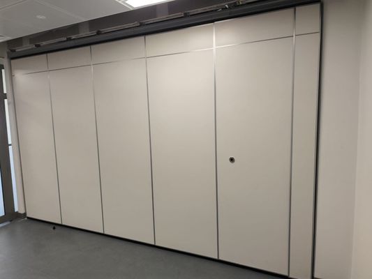 Wewnętrzne ściany przegrody biurowej, nowoczesne składane przegrody operacyjne dla sali wystawienniczej