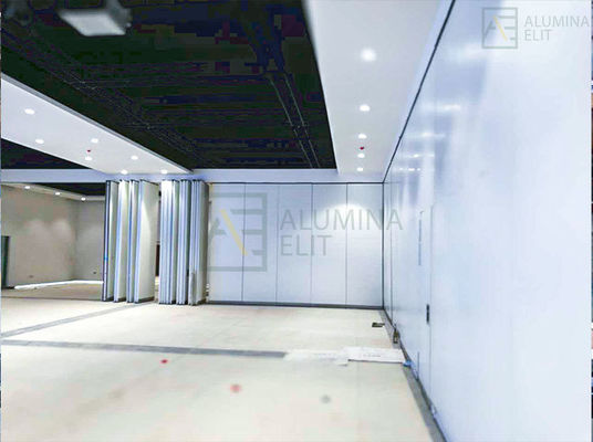 Dobra cena. Fireproof and Soundproof Movable Partition Wall with 6061-T6 Aluminum Alloy Frame and Galvanized Square Tube Keel w Internecie