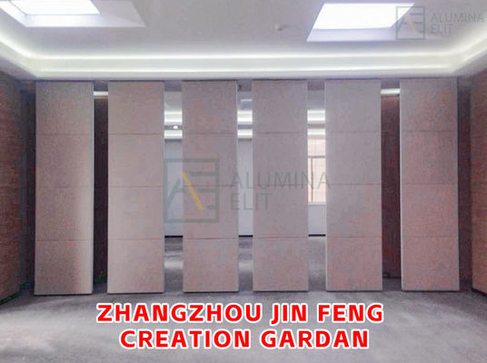 Dobra cena. Drewniana, przesuwna akustyczna ściana działowa o wysokości do 18 metrów i stalowym szkielecie Q235 dla sal konferencyjnych w Internecie